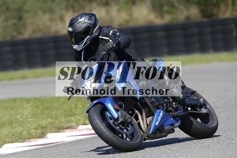 /48 25.08.2025 Cornu Master School ADR/gruen-vert/97
